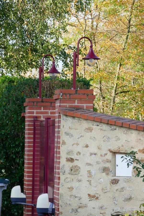 Le Clos Bener Yvre-l'Eveque Exterior photo