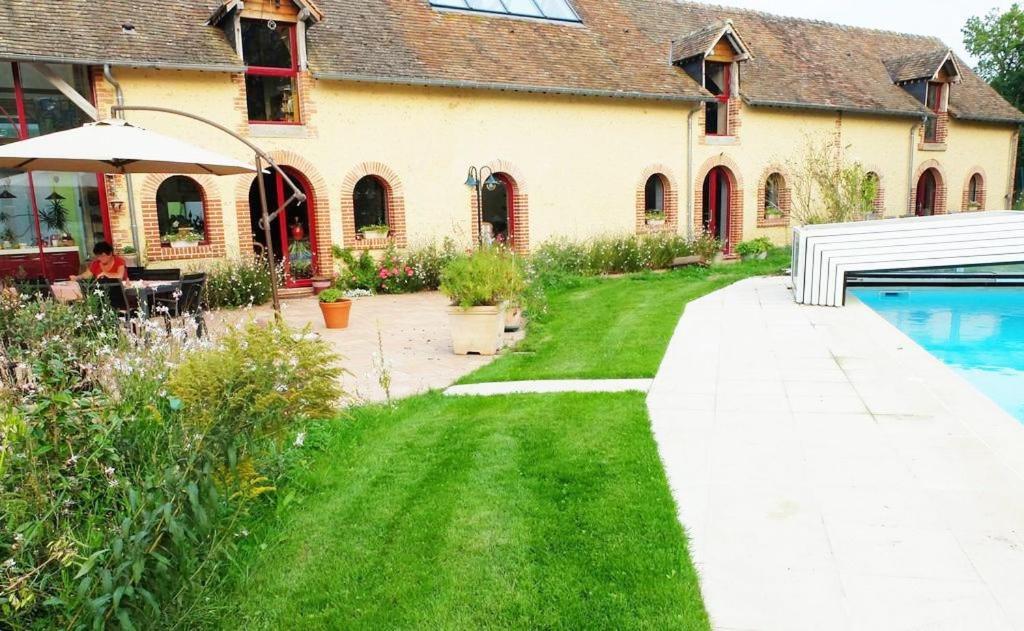 Le Clos Bener Yvre-l'Eveque Exterior photo