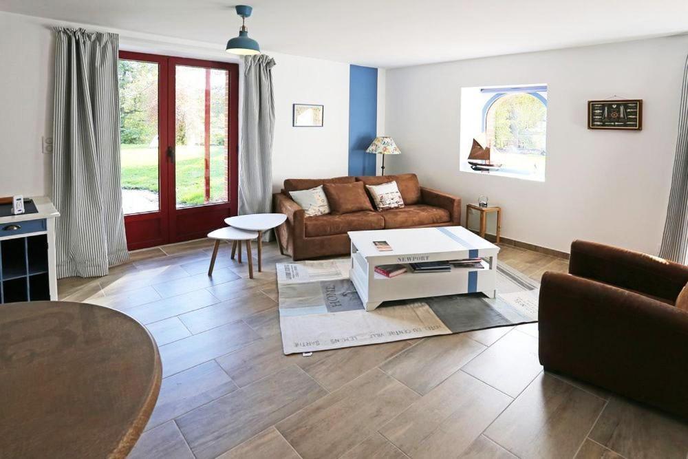 Le Clos Bener Yvre-l'Eveque Exterior photo